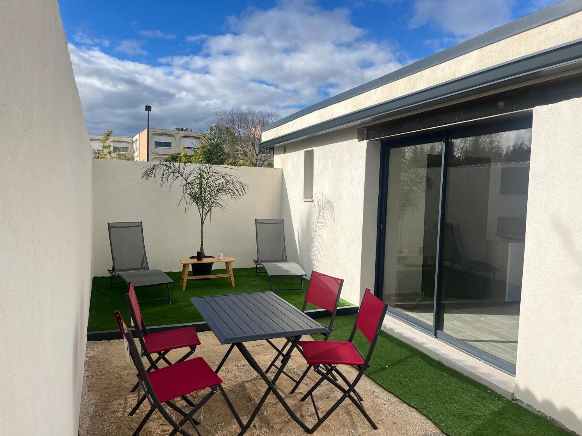 Maison De 40M2 Avec Jardin De 50M2 Orange  Eksteriør billede