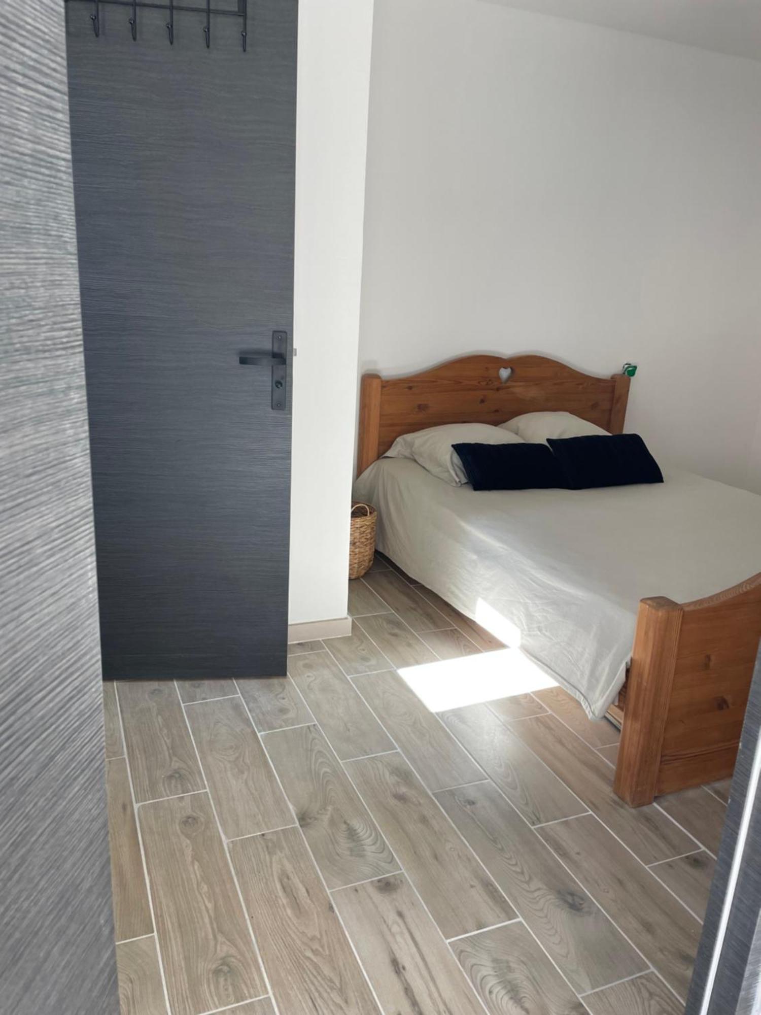 Maison De 40M2 Avec Jardin De 50M2 Orange  Eksteriør billede