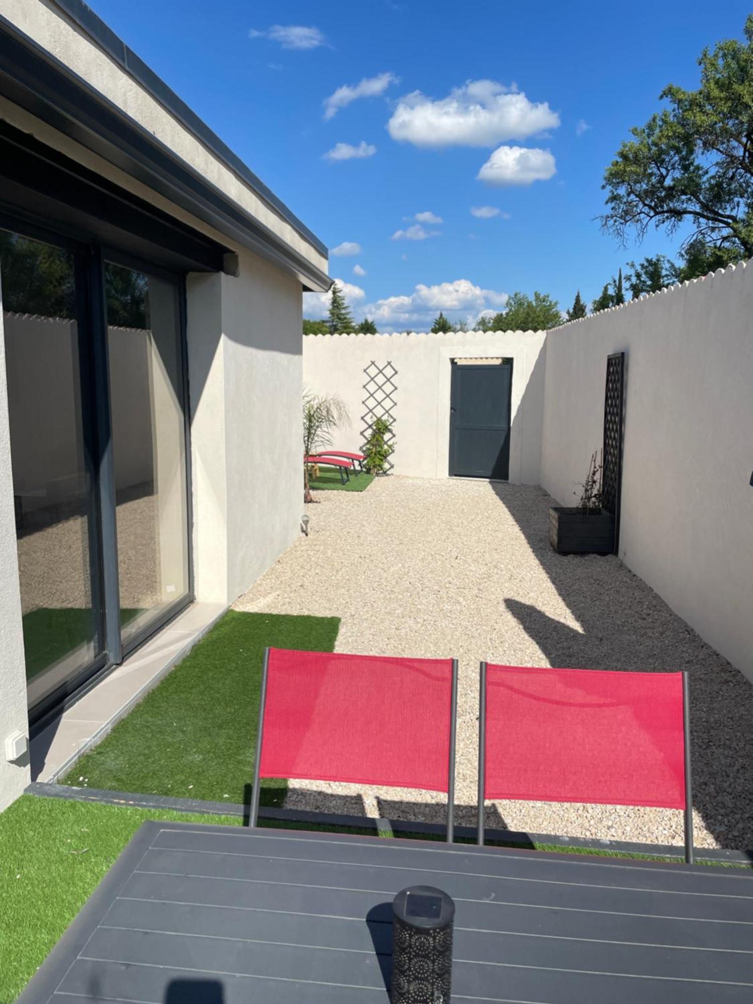 Maison De 40M2 Avec Jardin De 50M2 Orange  Eksteriør billede
